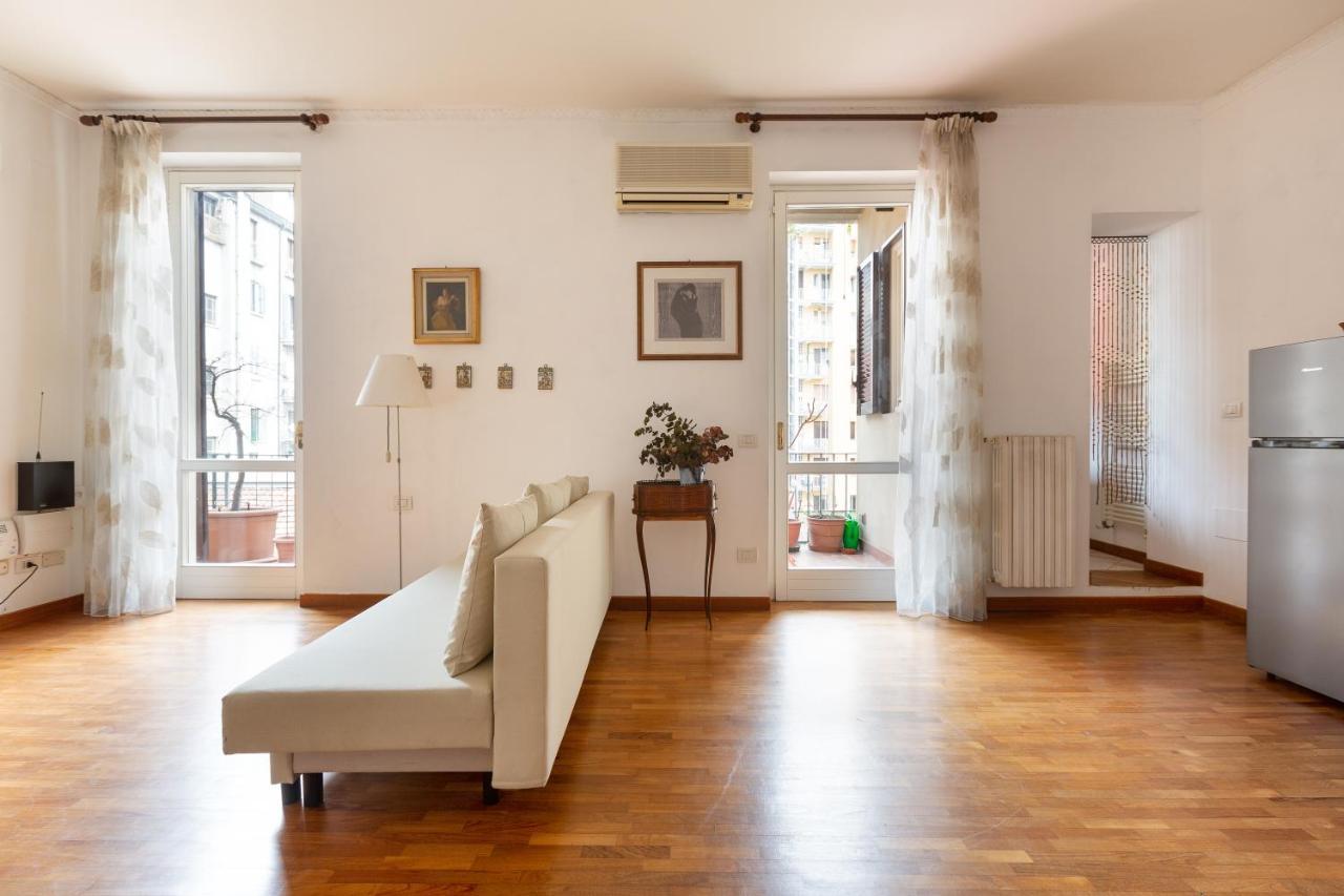 Cozy Apt With Balcony - Porta Romana District Milan Luaran gambar