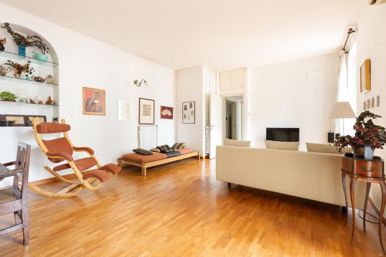 Cozy Apt With Balcony - Porta Romana District Milan Luaran gambar